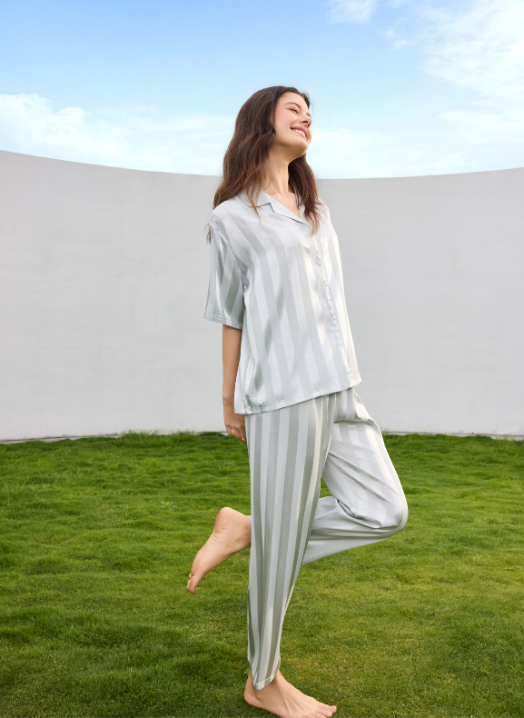 Jacquard Stripes Pajamas Set / Set Pijama Jalur Jacquard S35-PA2372