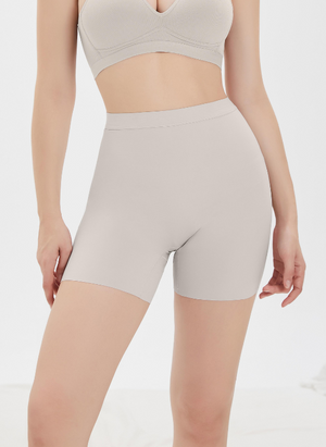 Daily Shaper Mid-Thigh Short (Mid-Rise) S28-069432